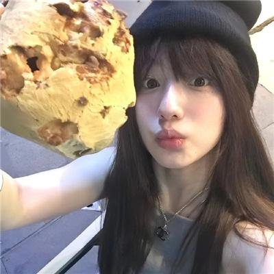 玛丹娜海报
