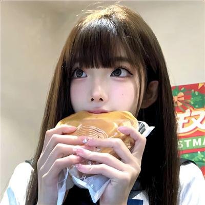 树林里的夫妻海报